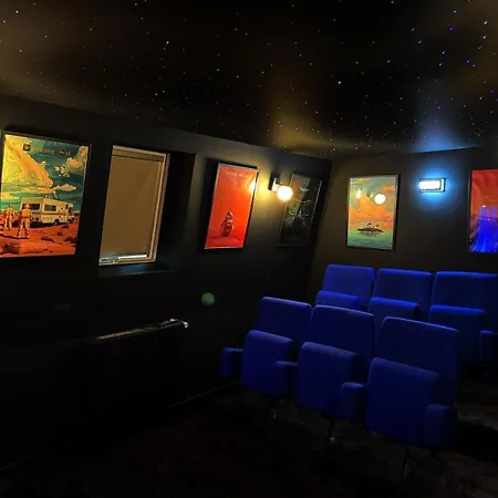 Capsule Candy - Piscine A Boules - Cinema Prive Roubaix