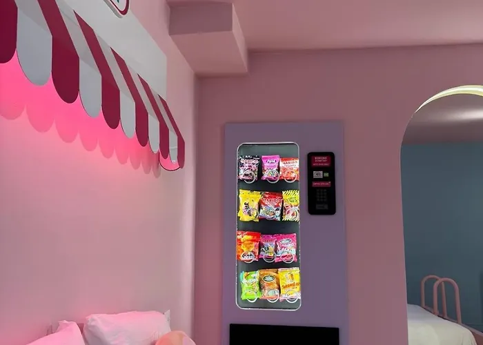 Capsule Candy - Piscine à Boules - Cinéma Privé Roubaix