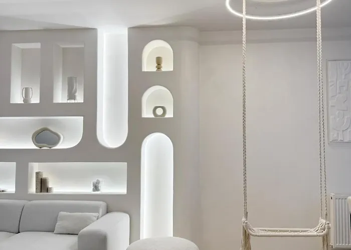 Hébergement de vacances Capsule Candy - Piscine à Boules - Cinéma Privé Roubaix