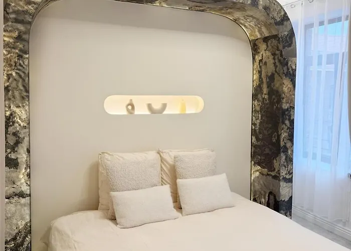 Capsule Candy - Piscine à Boules - Cinéma Privé Hébergement de vacances